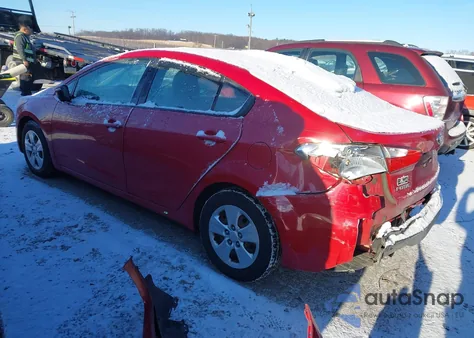 2015 Kia Forte Lx из США, поврежденный, VIN KNAFX4A64F5321967